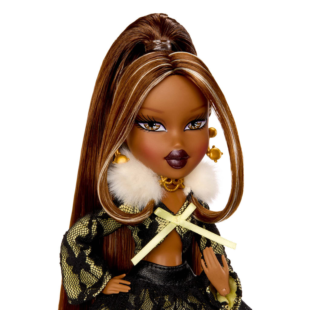Glam Bratz Stylin Birthdayz Doll - Sasha