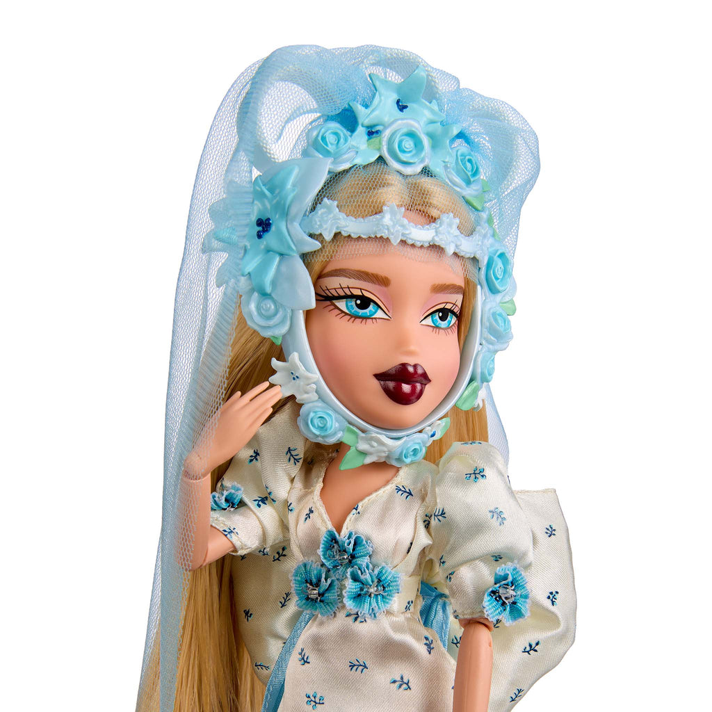 Glam Bratz x Rodarte Collector Doll - Cloe